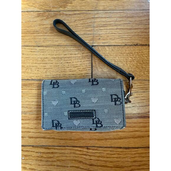 Dooney & Bourke Handbags - Vintage Dooney and Bourke Heart Print Wristlet Wallet
